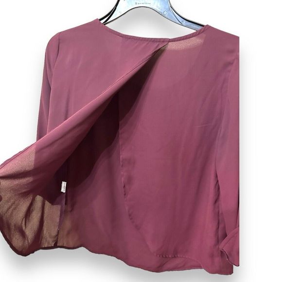 Forever 21 Purple Roll Tab Sleeve Chiffon Vented Back Blouse Sz Small - Picture 5 of 8